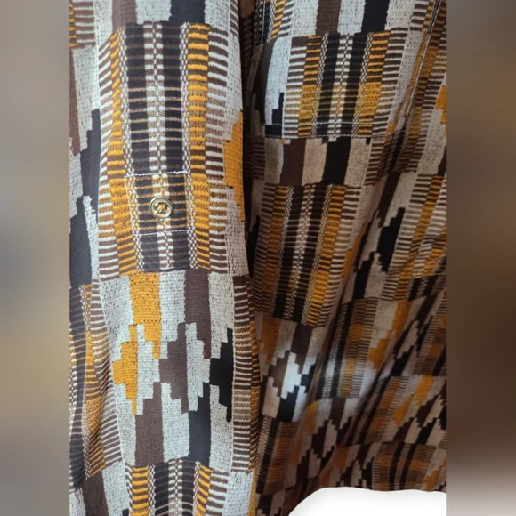 Michael Kors LS 1/2 Button Up Print Blouse EUC - Picture 5 of 7